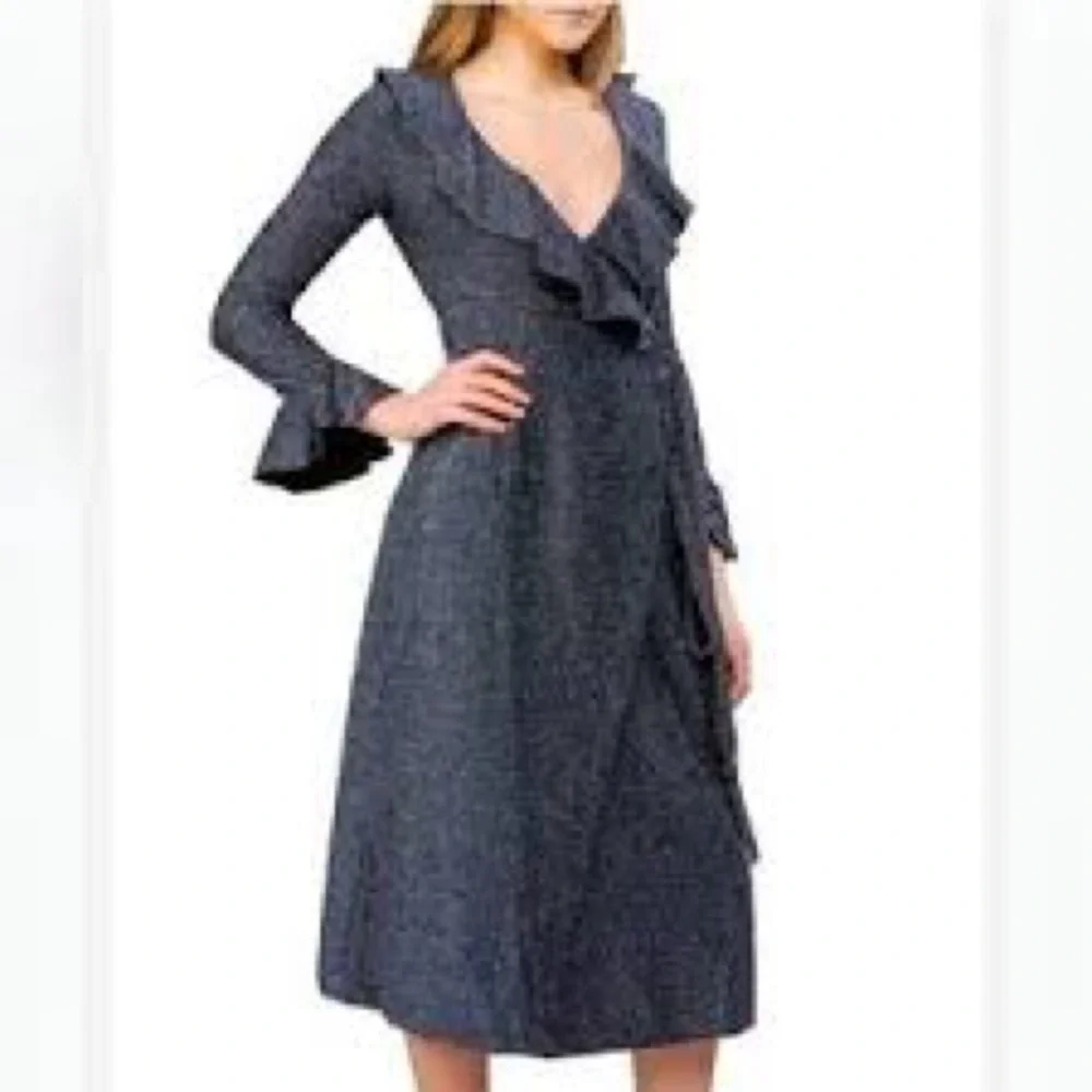 Free People questions leave